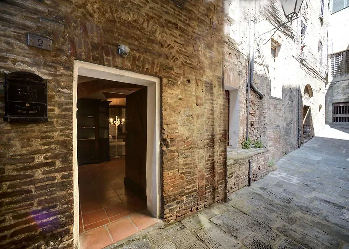 Le Aquile Gæstehus Siena